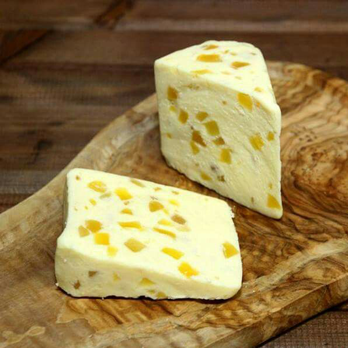 Сыр Ильчестер манго - имбирь