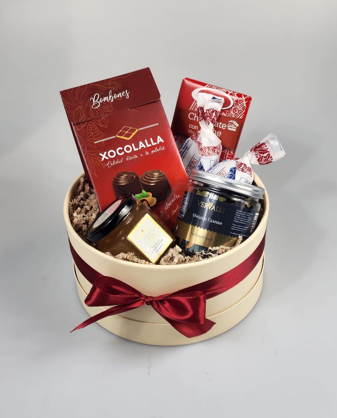 Подарочный набор сладостей "Европейский стиль"