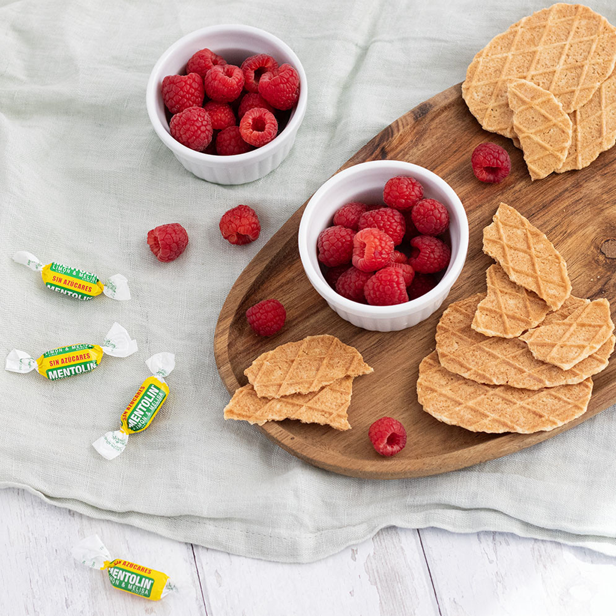 Леденцы без сахара со вкусом лимона и мелиссы на подсластителе 100 гр