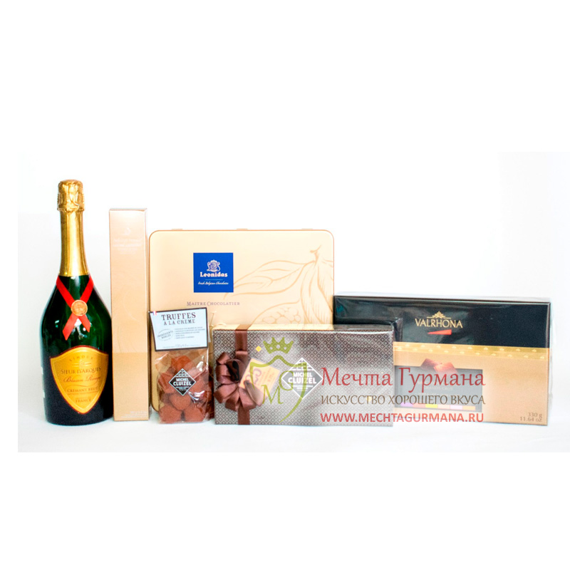 Подарочная корзина новогодняя "Сладкая жизнь"