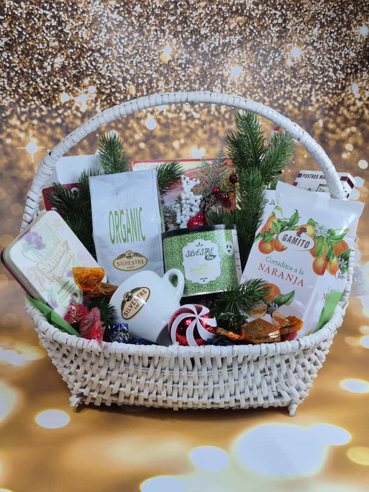 Новогодний чайно-кофейный набор с цукатами из фруктов в шоколадной глазури