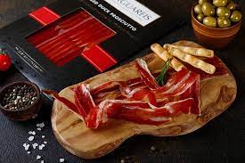 Подкопченный хамон из утиной грудки