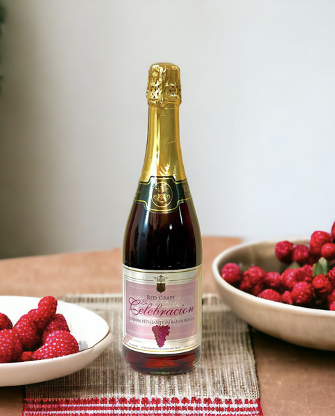 Безалкогольный газированный праздничный напиток Красный виноград