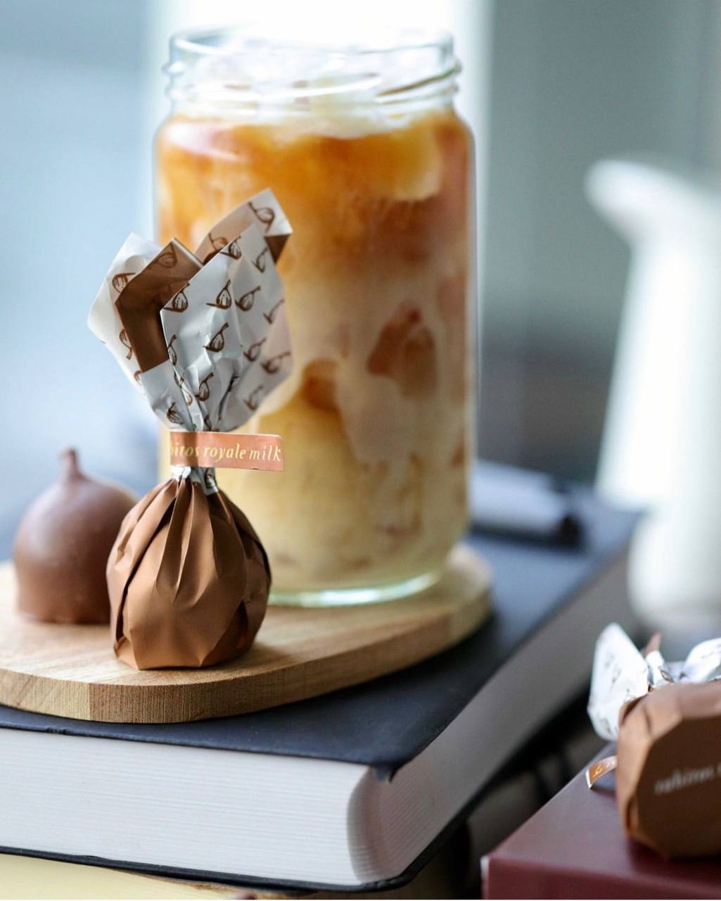 Конфеты Milk Rabitos Royale в молочном шоколаде с соленой карамелью 1кг