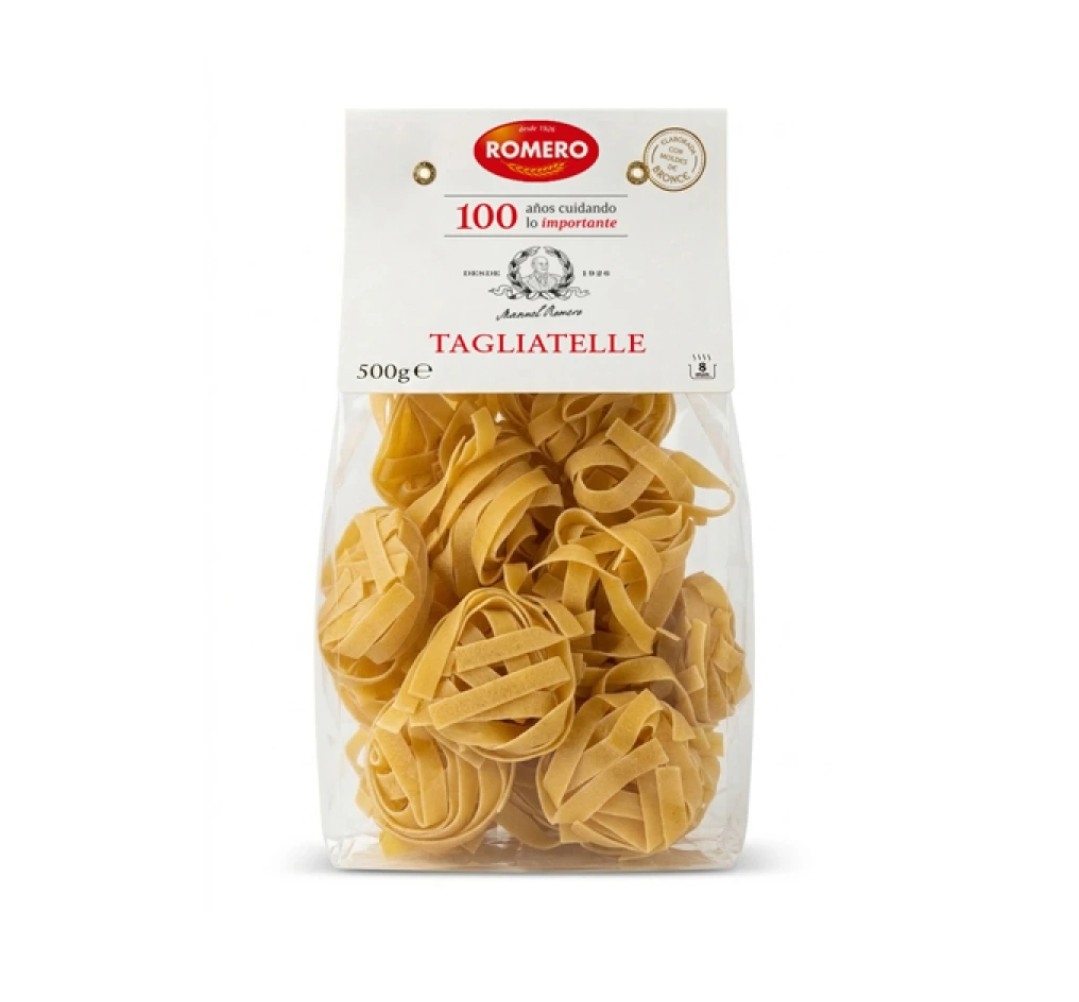 Паста Tagliatelle al bronce изготовленная на медных формах