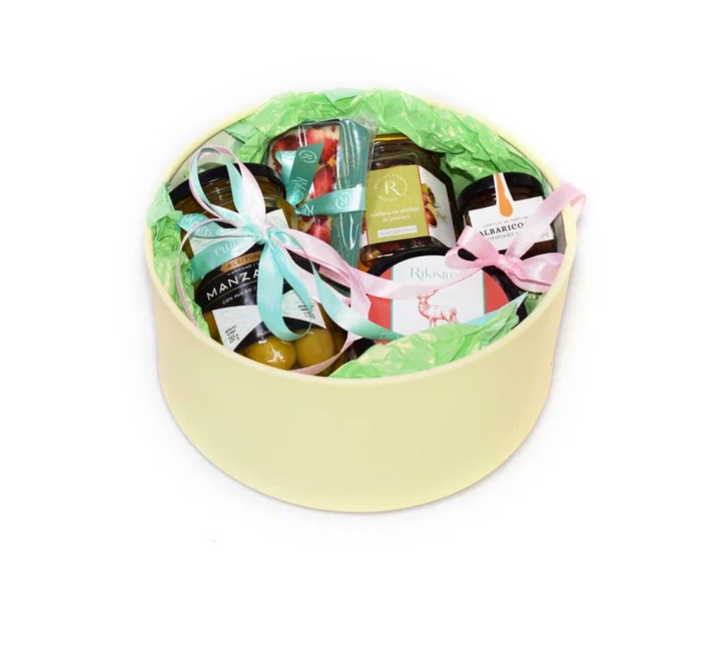 Подарочный набор десертов Рикисима