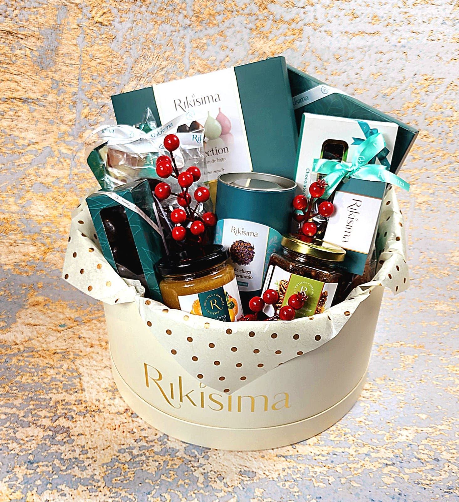 Праздничный набор десертов Rikisima