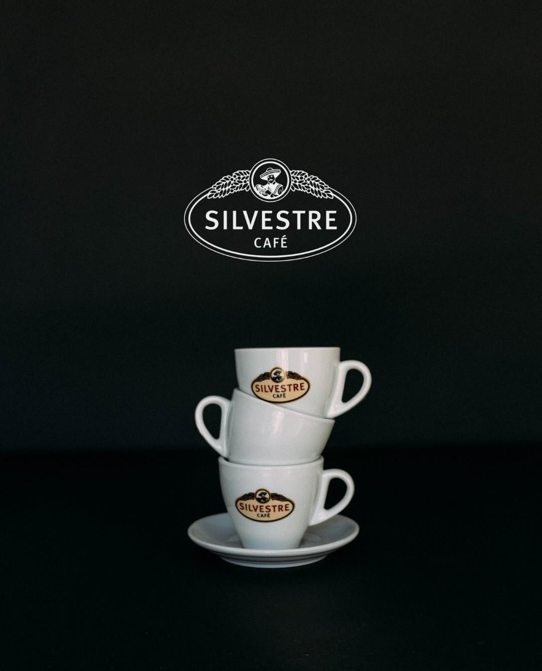 Чашка для кофе с блюдечком с логотипом Café Silvestre