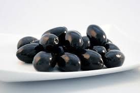 Маслины черные Белла Чериньола с/к