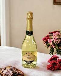 Безалкогольный газированный напиток серия Премиум Белый виноград