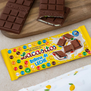 Молочный шоколад со сливочной начинкой и драже в цветной сахарной глазури 100 гр