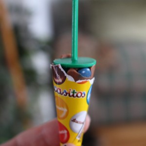 Набор зонтики с драже из молочного шоколада в сахарной глазури 5*11 гр