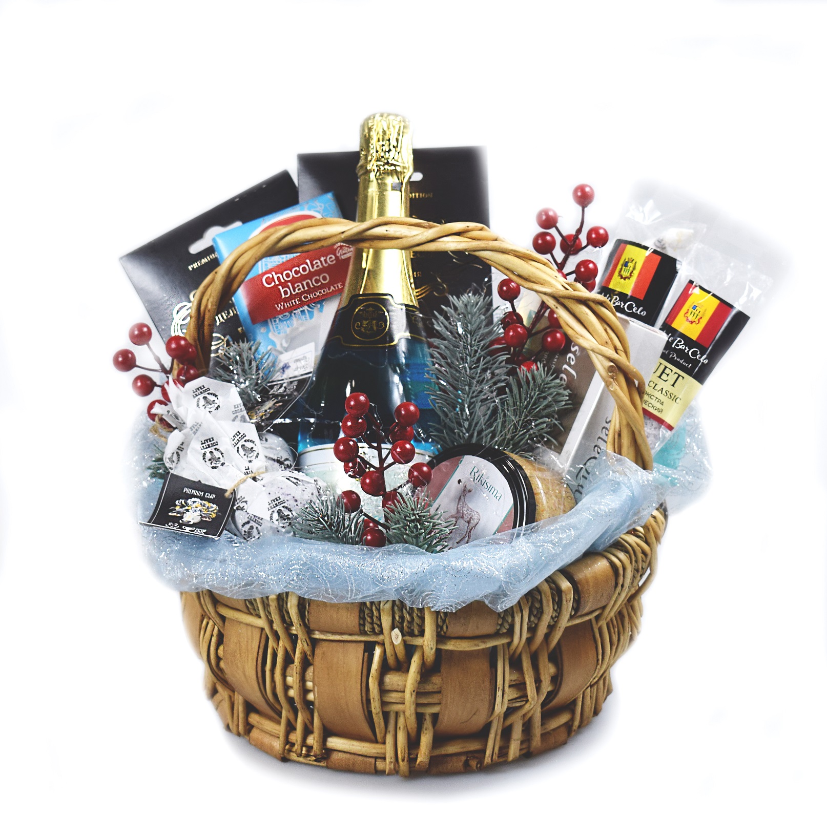 Подарочная корзина на Новый год "Зимний уют"