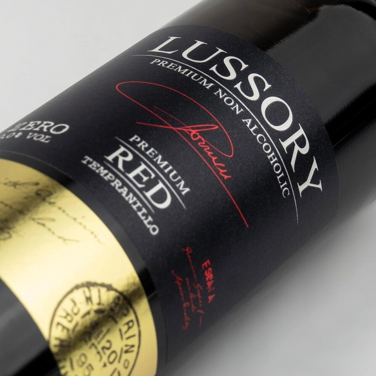 Напиток безалкогольный Красный Темпранильо без алкоголя Премиум Lussory Premium Red