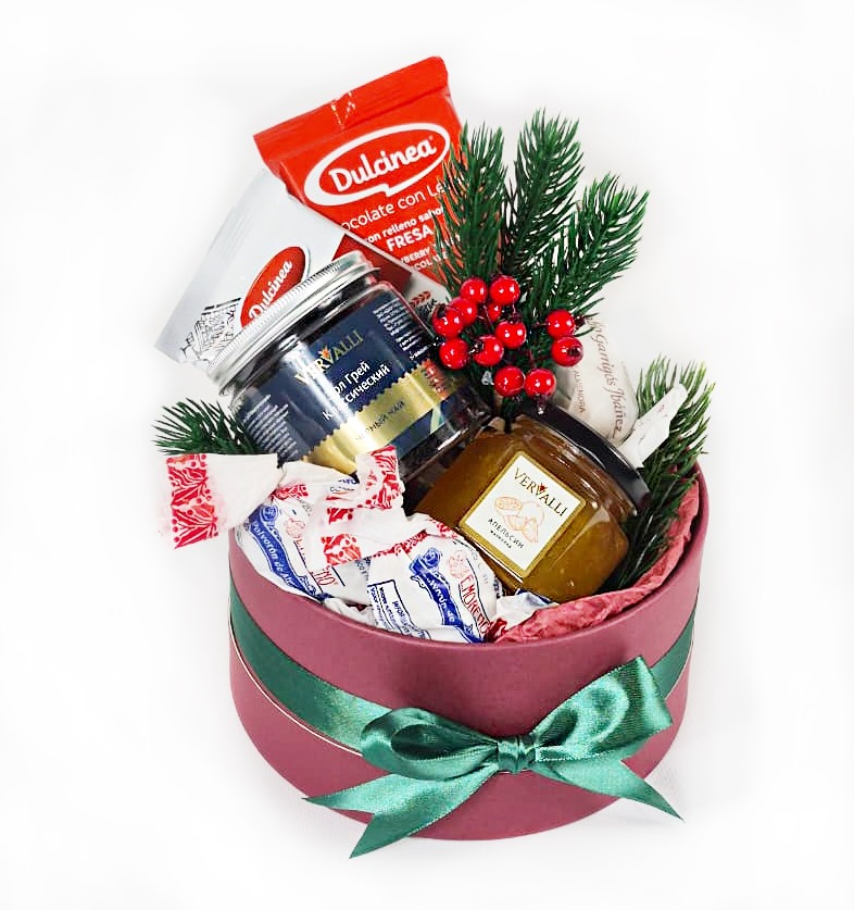 Новогодний продуктовый набор "Сладкие мгновения"