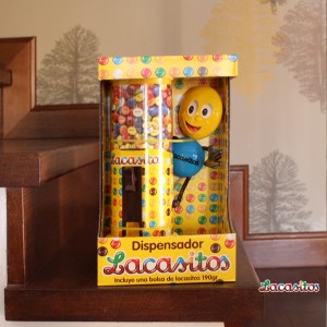 Драже из молочного шоколада в цветной сахарной глазури, Диспенсер и игрушка 150 гр