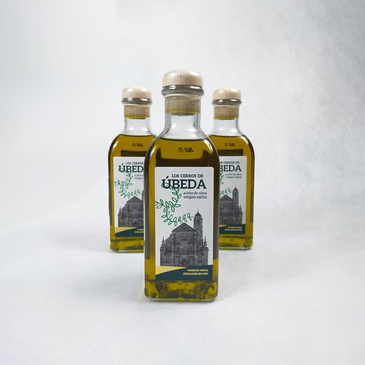 Масло оливковое E.V. Ubeda Пикуаль бутылка с пробкой