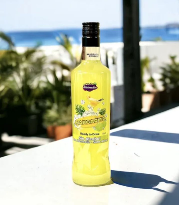 Безалкогольный освежающий праздничный напиток Маргарита