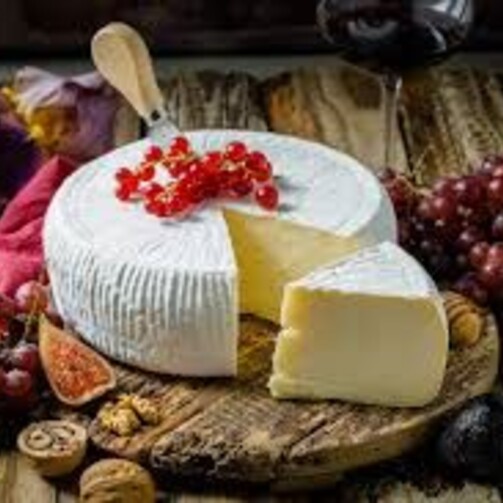 Сыр Brie "DolceLatte" 