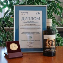 Масло оливковое первого холодного отжима купажированное ТМ Abril Gran Selleccion