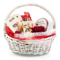 Подарочная корзина на 14 февраля Кармен