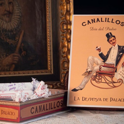 Трубочки вафельные с кремовой начинкой в шоколаде (картон. коробка)  (арт. SKU056)